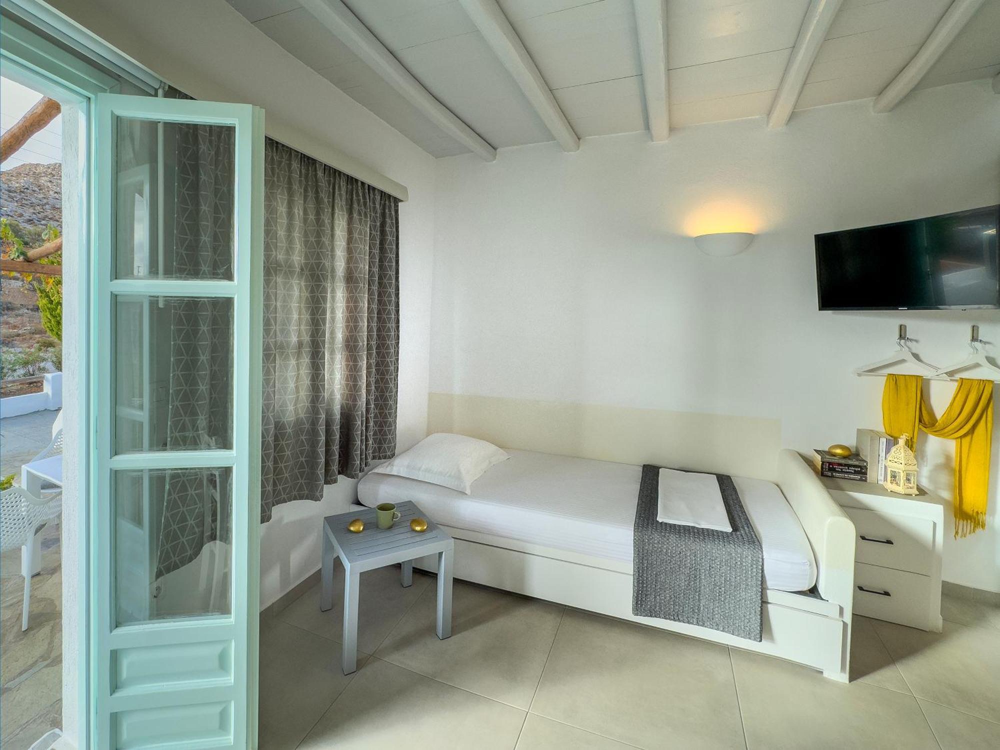 Aneton Residences Folegandros Karavostasis  Eksteriør billede