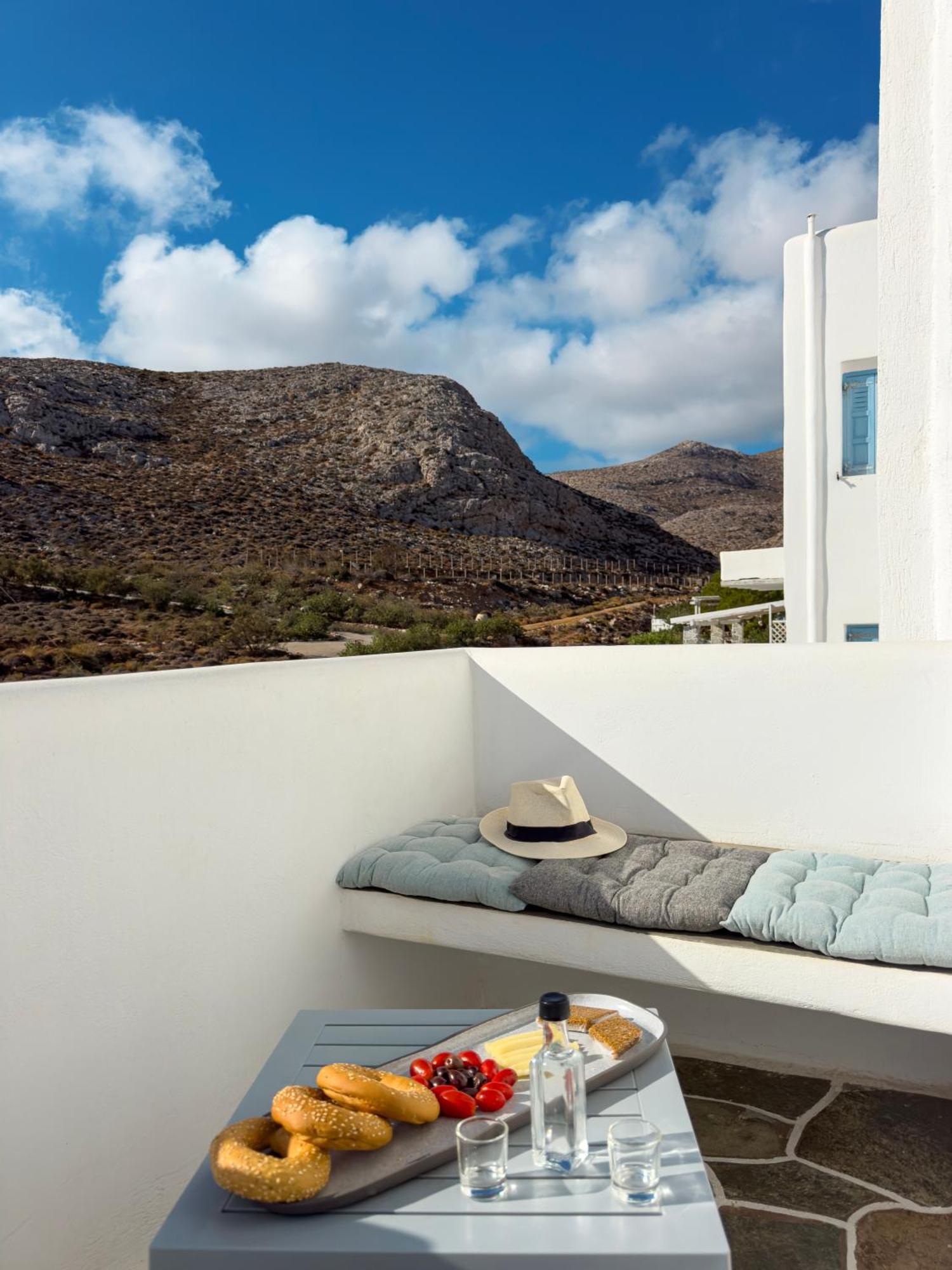 Aneton Residences Folegandros Karavostasis  Eksteriør billede