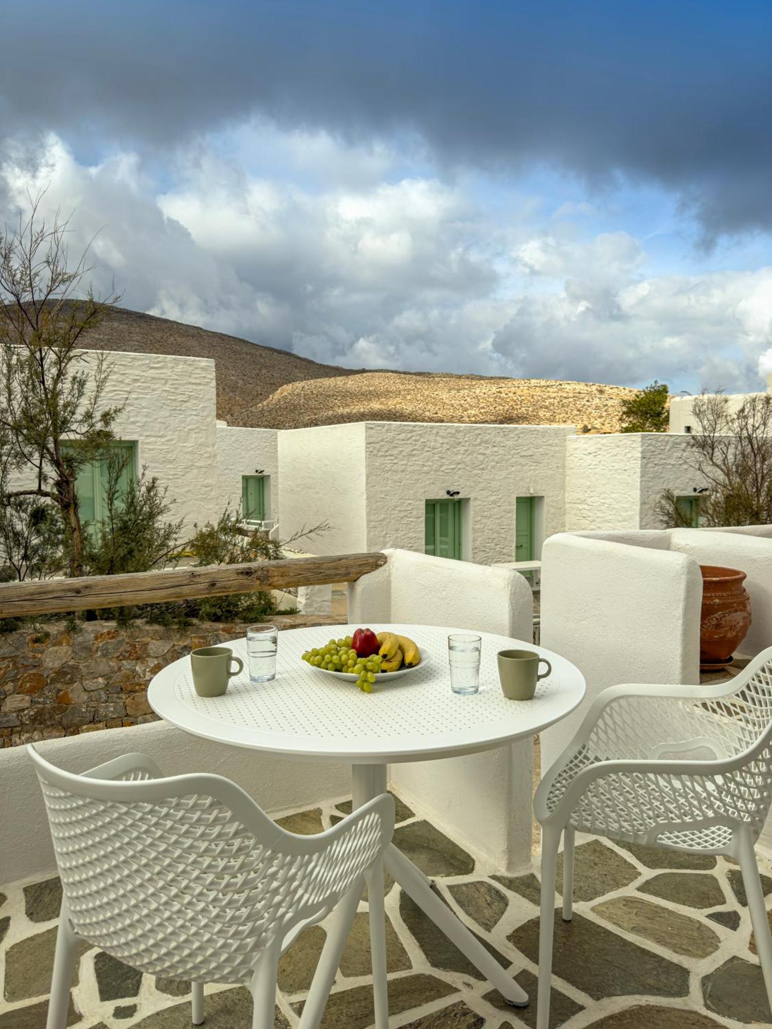 Aneton Residences Folegandros Karavostasis  Eksteriør billede